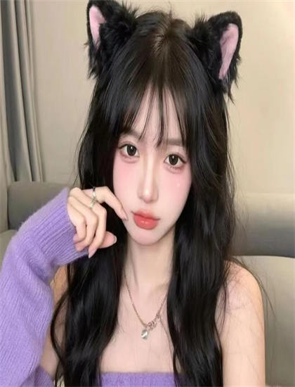 文化研究：《水中女妖》如何展现细节的精心设计与隐藏寓意 探索文化表达的多种形式